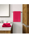 Draps de bain par lot de 5 coton et bambou déposés dans une salle de bain Fuchsia