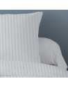 Zoom sur housse de couette satin de coton blanche