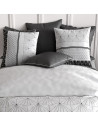 Housse de couette 260x240 cm Casta à motifs géométriques noirs et blancs 100% coton vendue avec 2 taies carrées assorties